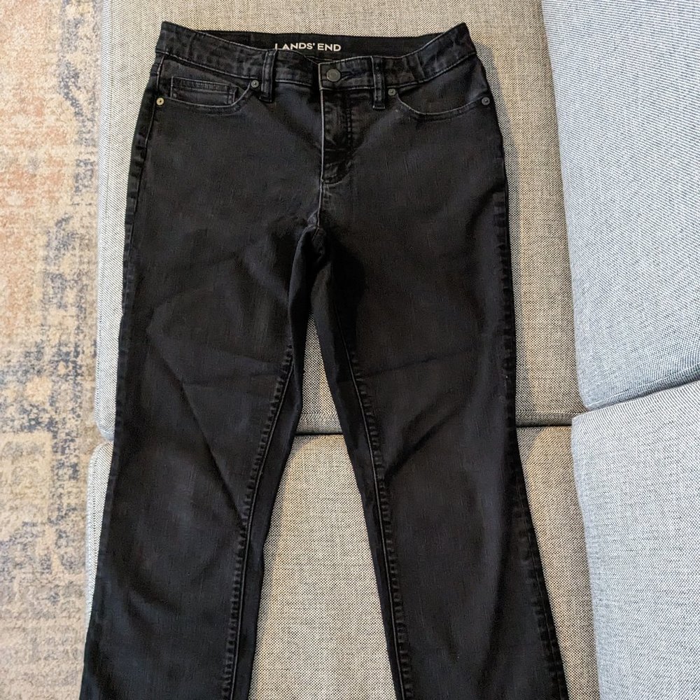 Lands' End Mid Rise True Straight Jean Size 8